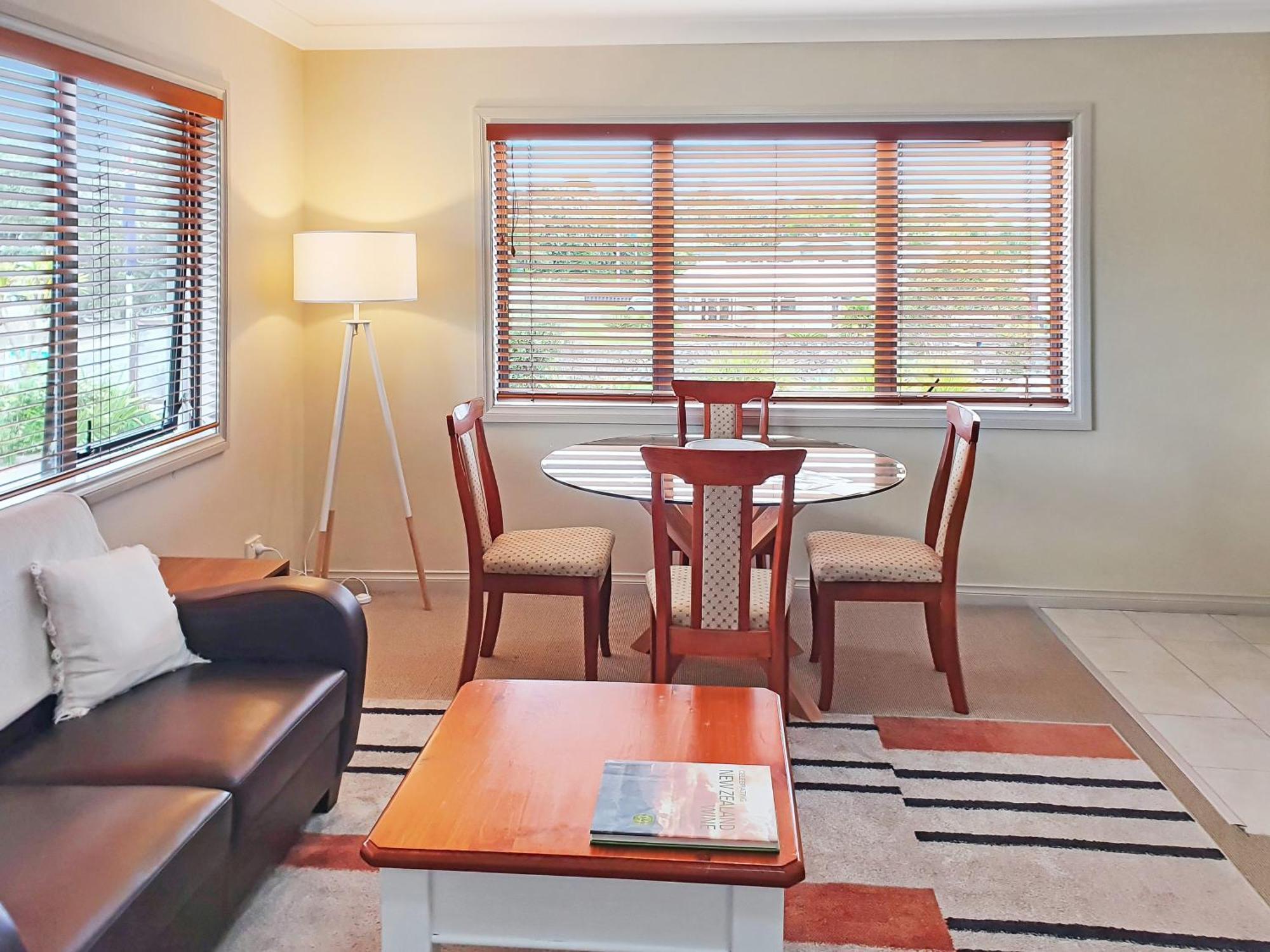 Whangaparaoa Lodge Eksteriør bilde