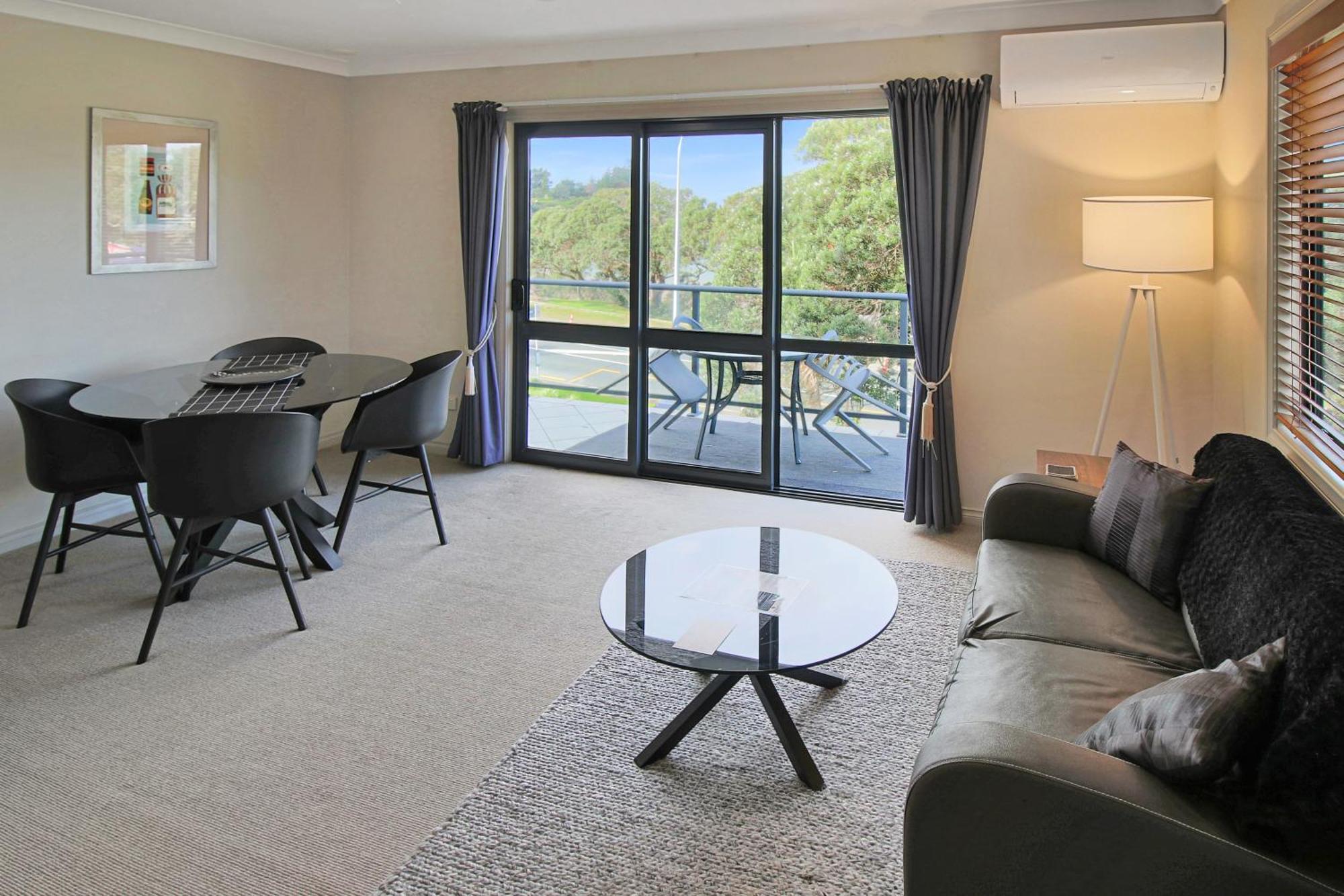 Whangaparaoa Lodge Eksteriør bilde